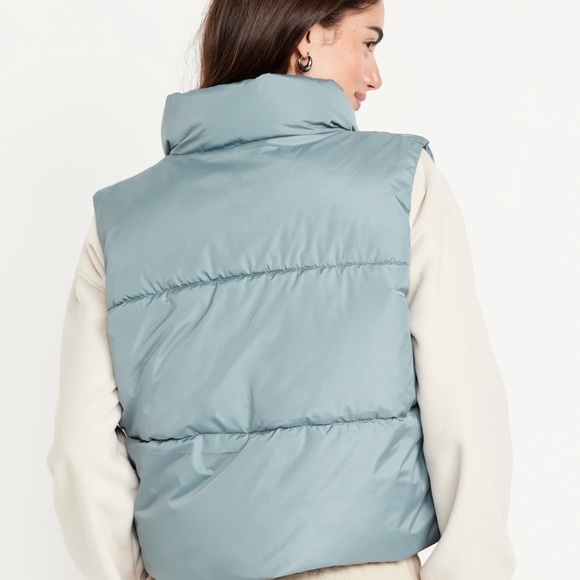 NWT OLD NAVY Quilted Puffer Vest Color Underwater - Picture 2 of 8